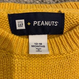 Gap x Peanuts Charlie Brown knit onesie